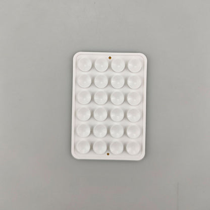 Sticking to your phone, stabilizing your mood—a healing custom suction case that saves your hands from chaos.