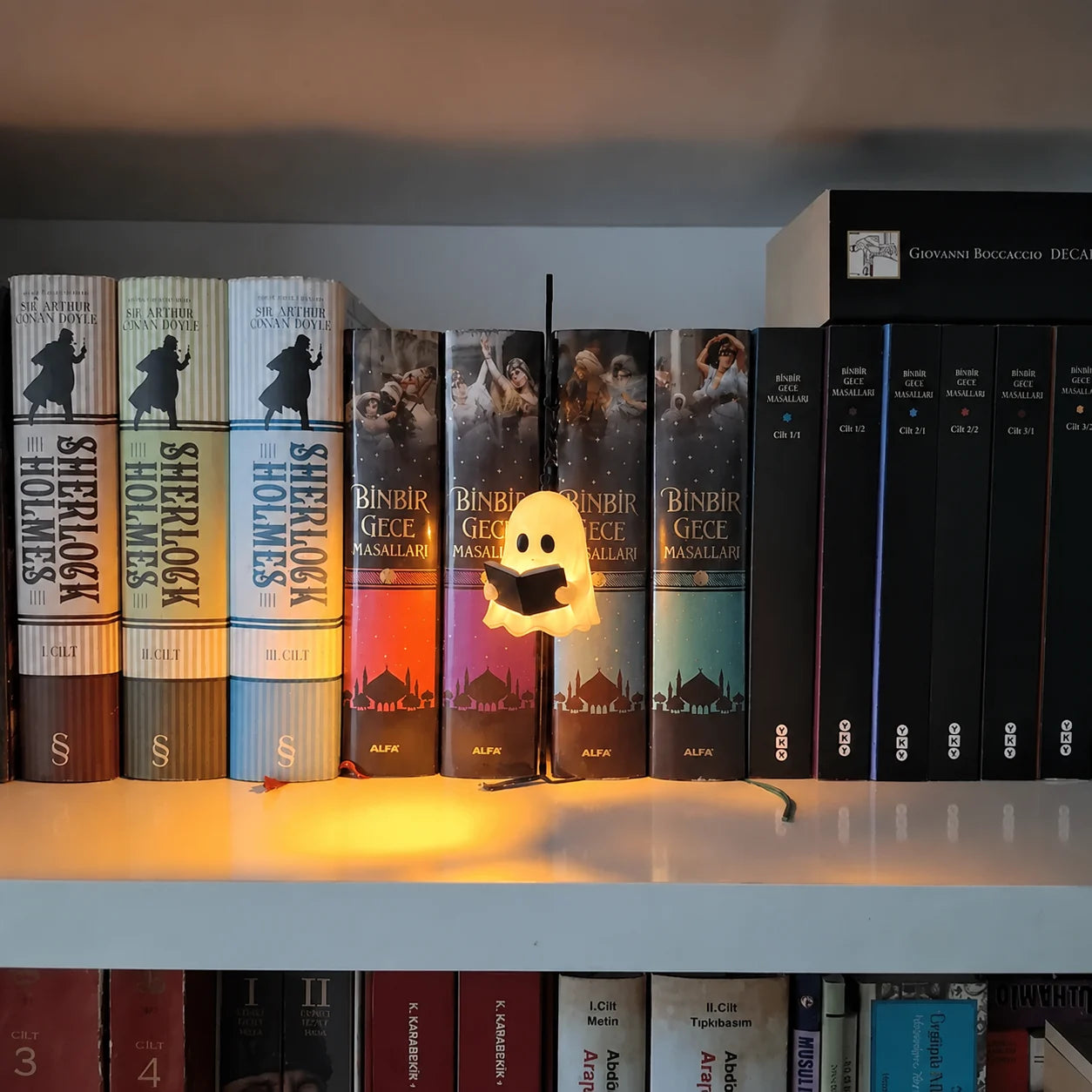 Mini Library Lantern Bookshelf Light Vintage Shelf Decor for Reading Nooks Book Lovers