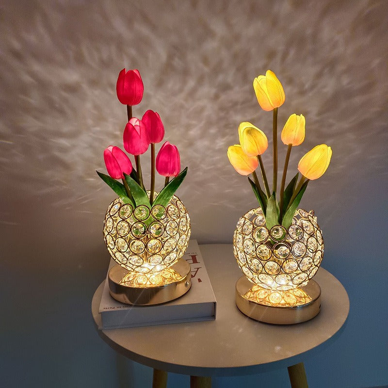 Tulip LED Lamp