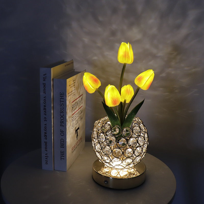 Tulip LED Lamp