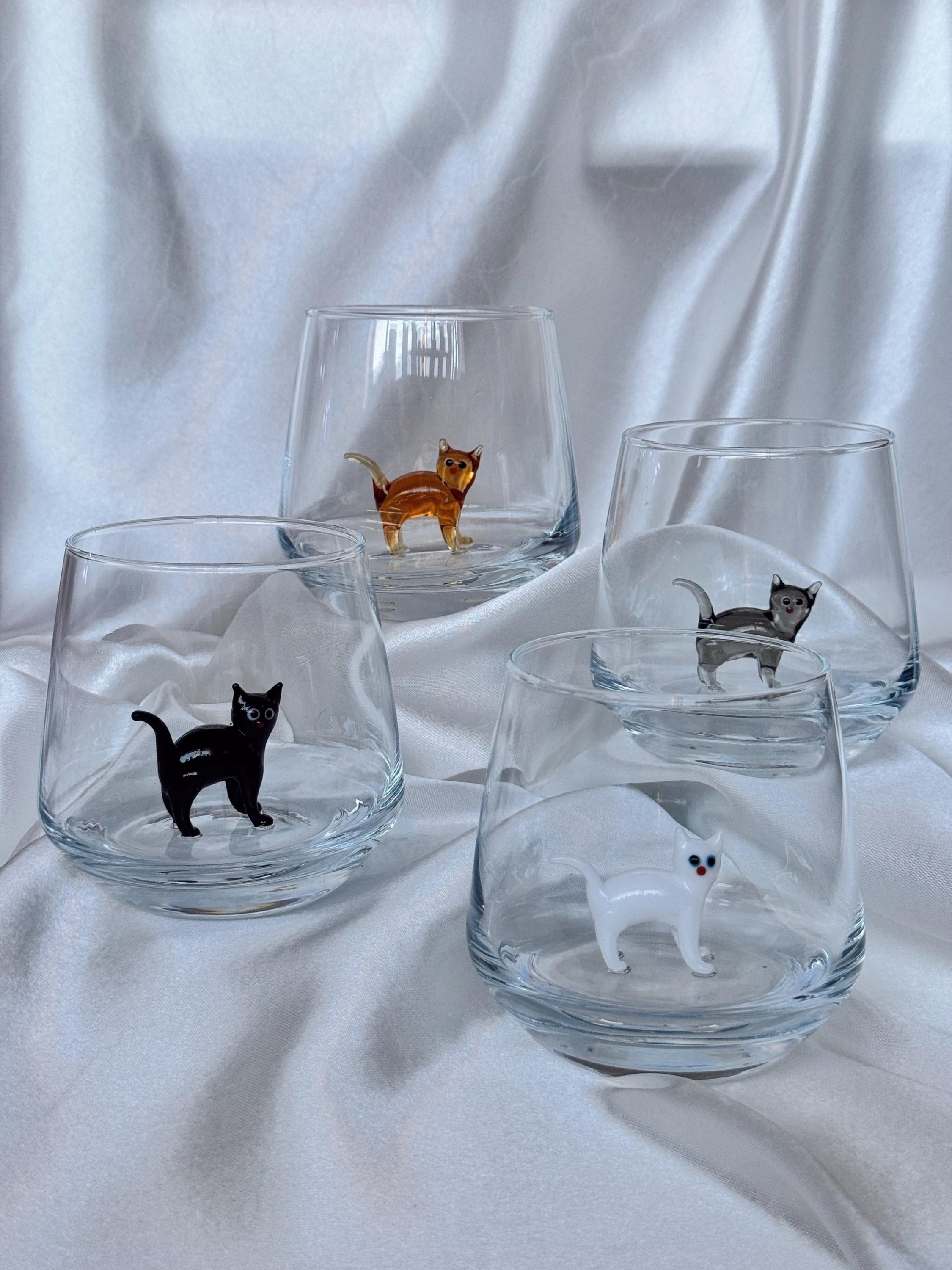 Handmade Murano Glass Cat Wine Glass | 3D Figurine, Stemless
