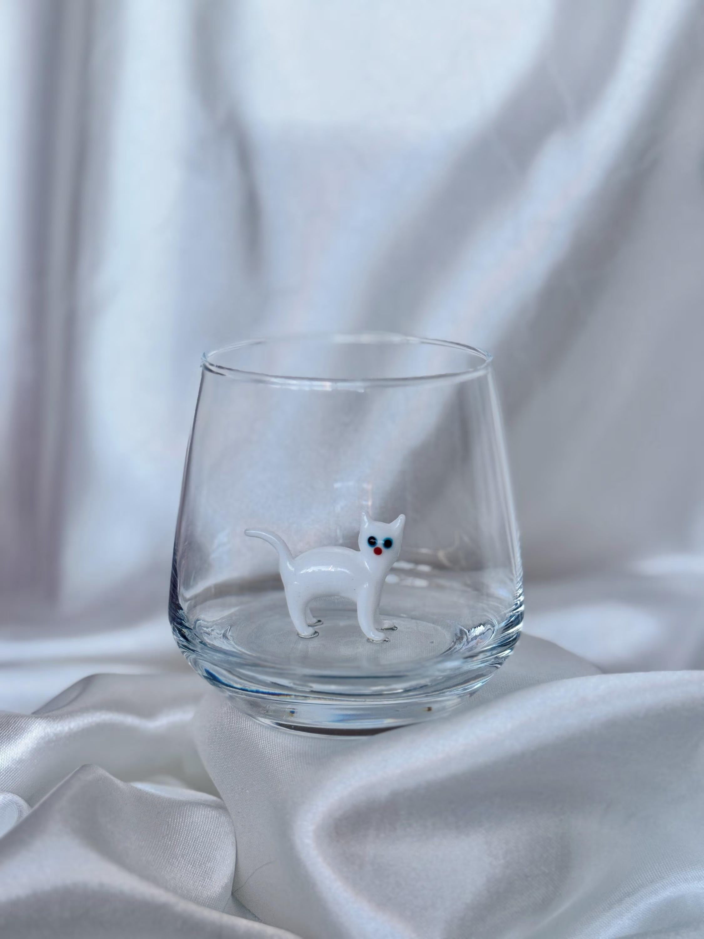 Handmade Murano Glass Cat Wine Glass | 3D Figurine, Stemless