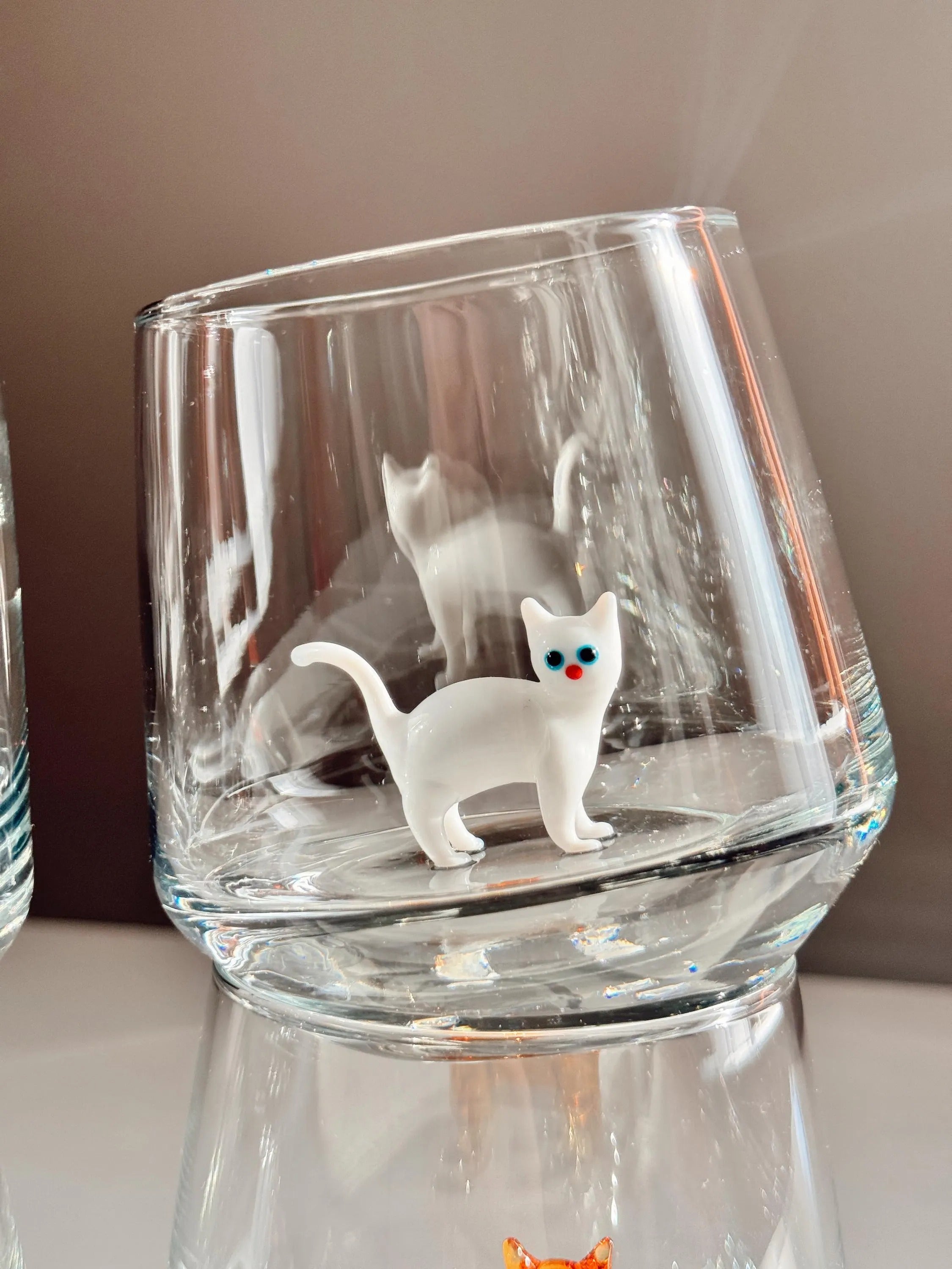 Handmade Murano Glass Cat Wine Glass | 3D Figurine, Stemless